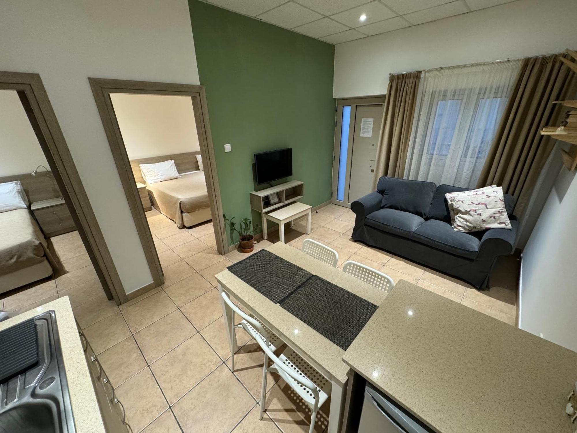 Topikos Apartments ไอยานาปา ภายนอก รูปภาพ