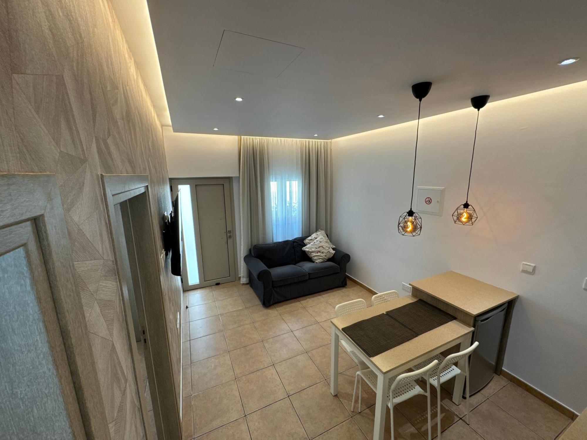 Topikos Apartments ไอยานาปา ภายนอก รูปภาพ