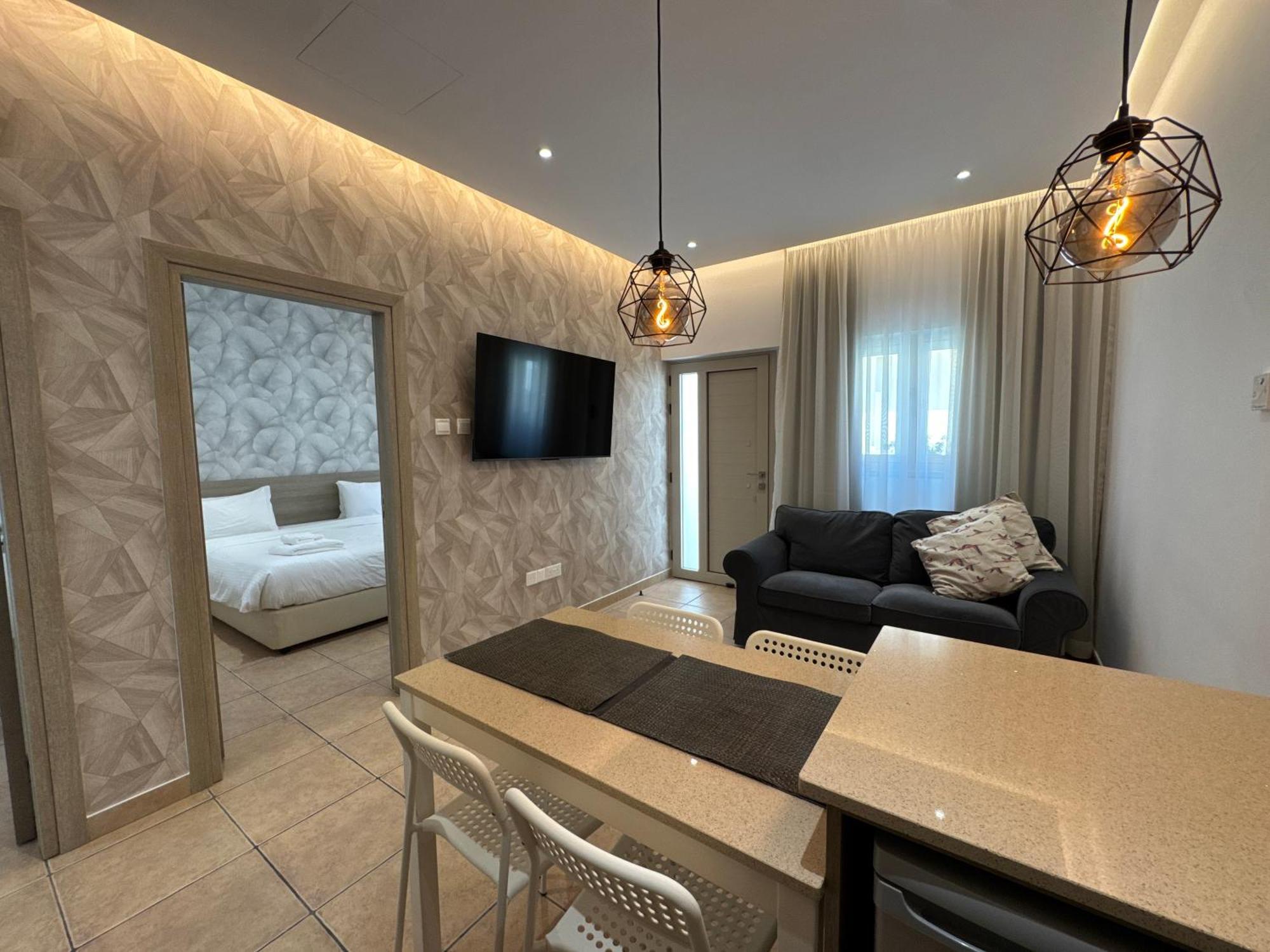 Topikos Apartments ไอยานาปา ภายนอก รูปภาพ